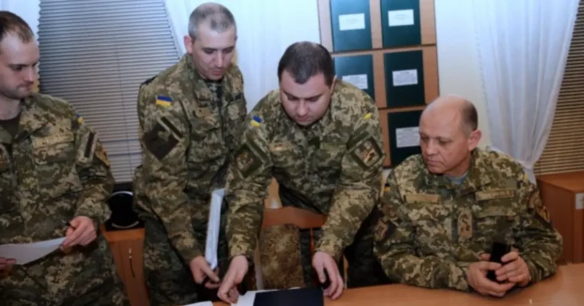 Працівники ТЦК