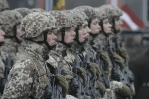 жінки у війську