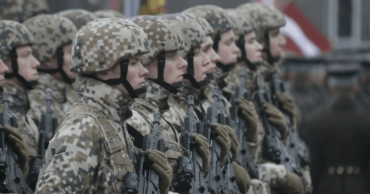 жінки у війську