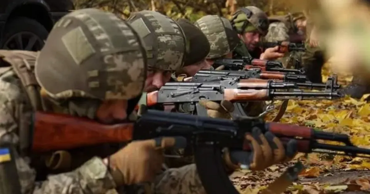 Українські військові