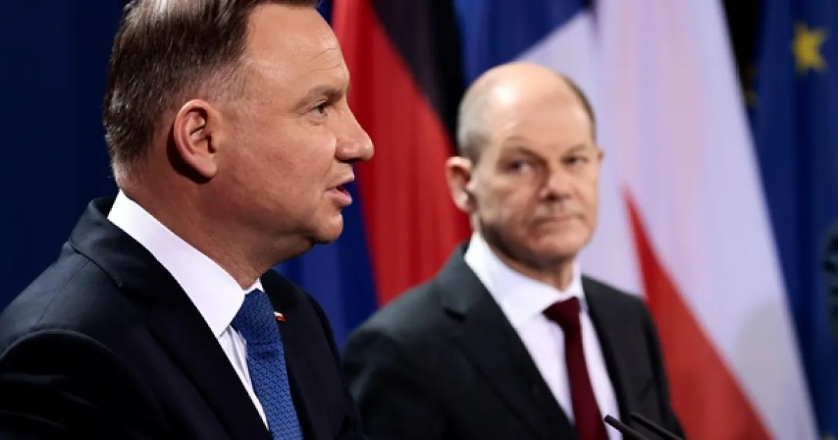 Шольц, Дуда