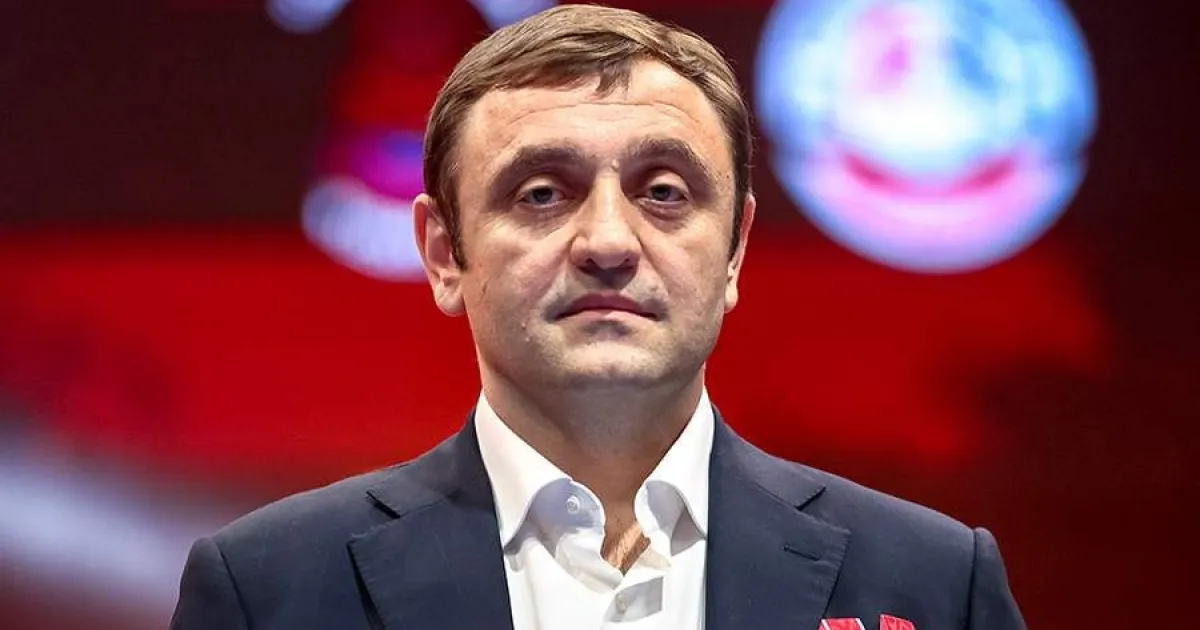 Армен Саркіян