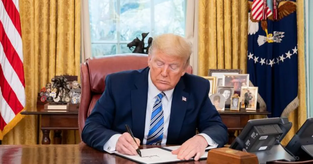 Трамп