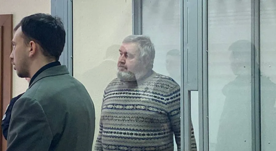 Илья Лапин