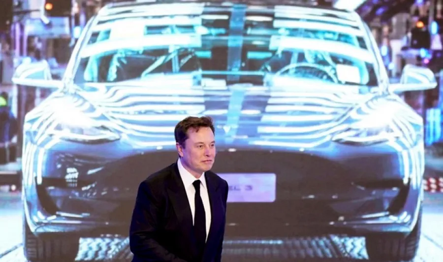 Маск,Tesla