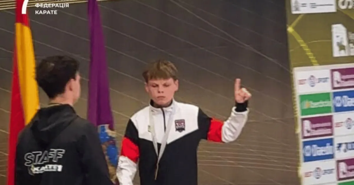 Евгений Мельник