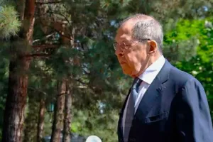Лавров