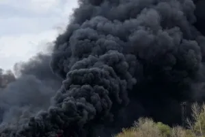 вибух - взрыв