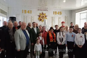 Сталін - Сталин