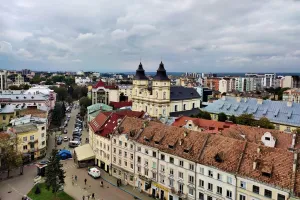 Івано-Франківськ - Ивано-Франковск