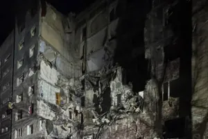 Удар по будинку - Удар по дому
