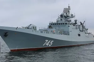 российский эсминец