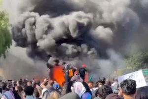 протетс США