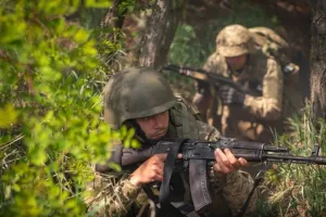 Війна в Україні