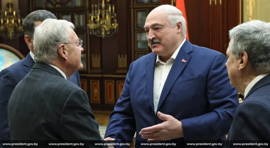 Лукашенко, Келлог