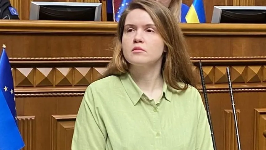Марьяна Безуглая, Кабмин, Андрей Золотарев