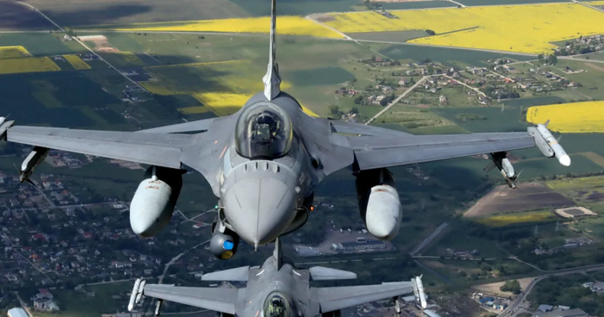 истребитель F-16
