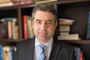 Yevhen Perebyinis