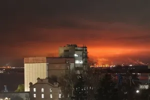 НПЗ в Саратові - НПЗ в Саратове
