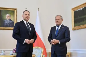 Туск, Навроцкий