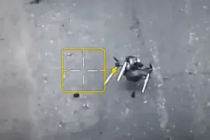 дрон ждун