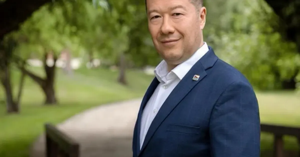 Окамура