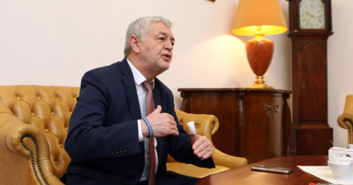 Ян Пекло