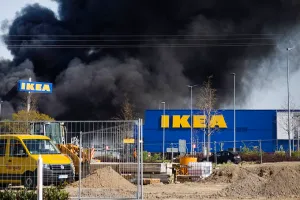 поджог магазина IKEA