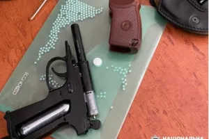 пистолет, полиция