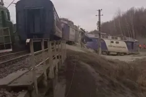 атака на поезд