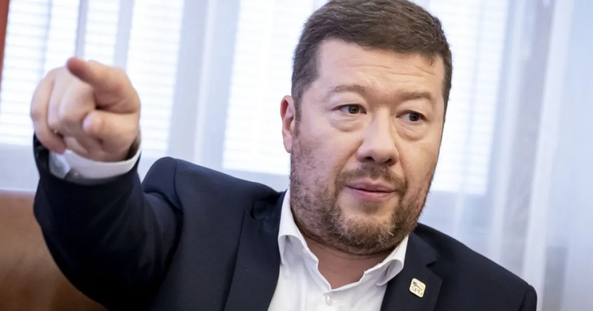 Томио Окамура