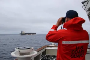 захват танкера