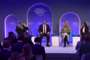 Буданов, Давос