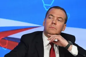 Медведев