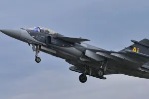 истребитель Gripen