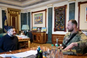 Зеленський, Хмара