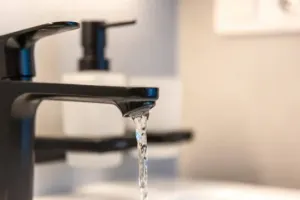 Вода