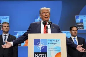 Трамп, НАТО