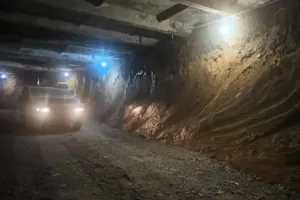 оккупанты, тоннель