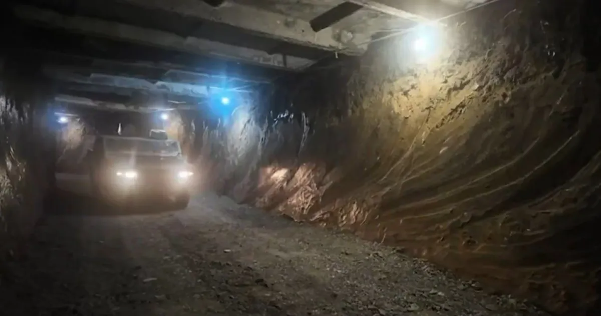 оккупанты, тоннель