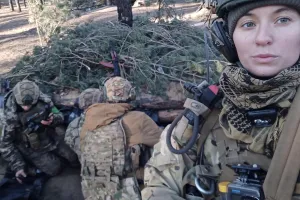 Мобілізація жінок - Мобилизация женщин