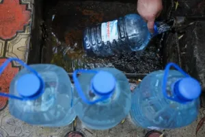 вода, баклажка