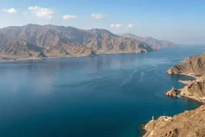Ормузский пролив