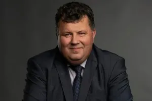 Володимир Бугров