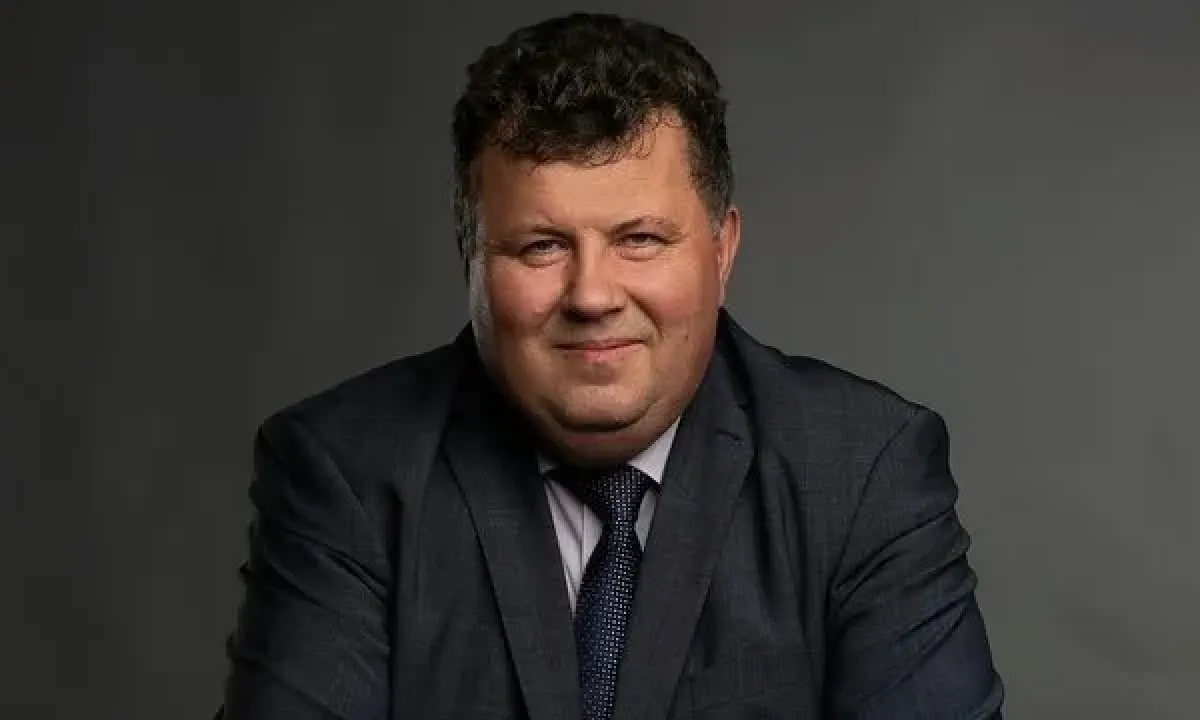 Володимир Бугров