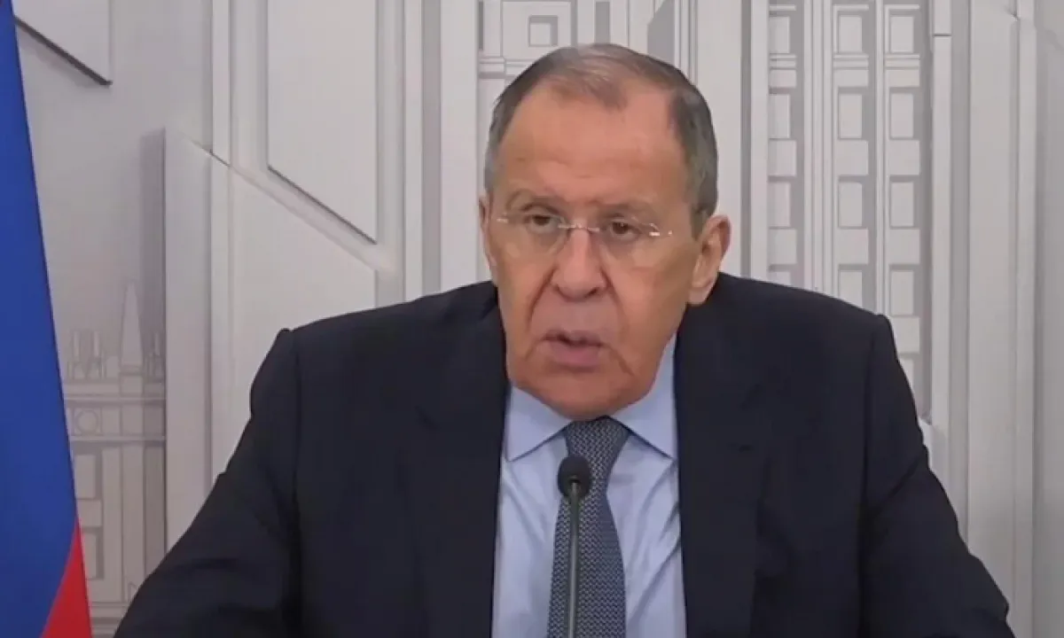Лавров