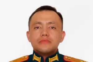 Азатбек Омурбеков