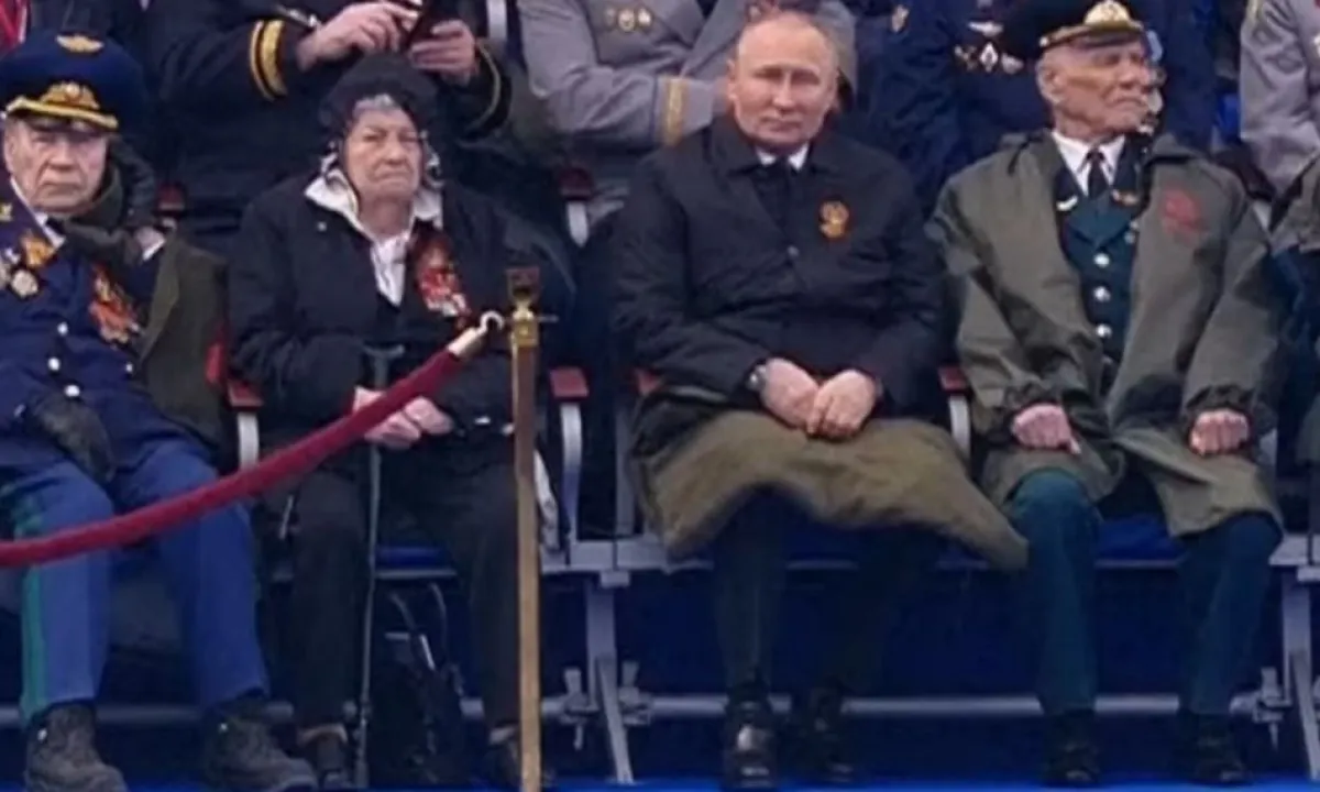 Путин, парад