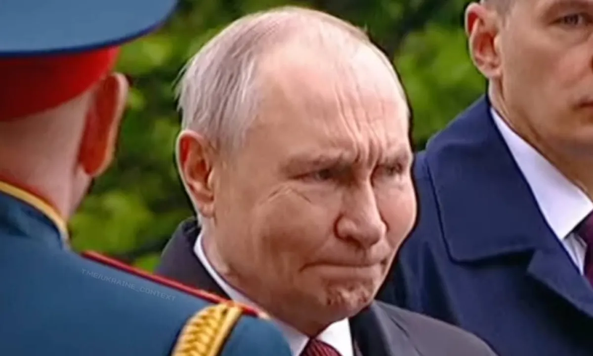 Путин, парад