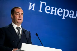 Медведев